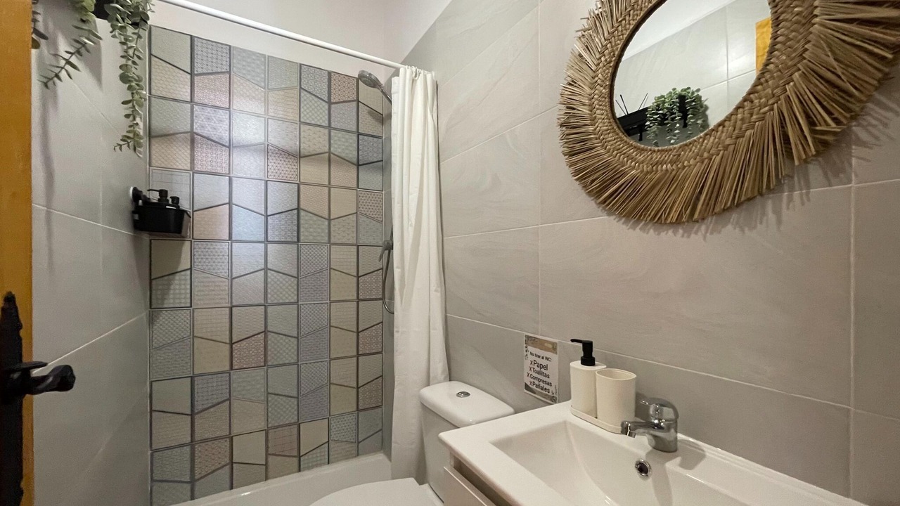 Photo of Bathroom in Adra