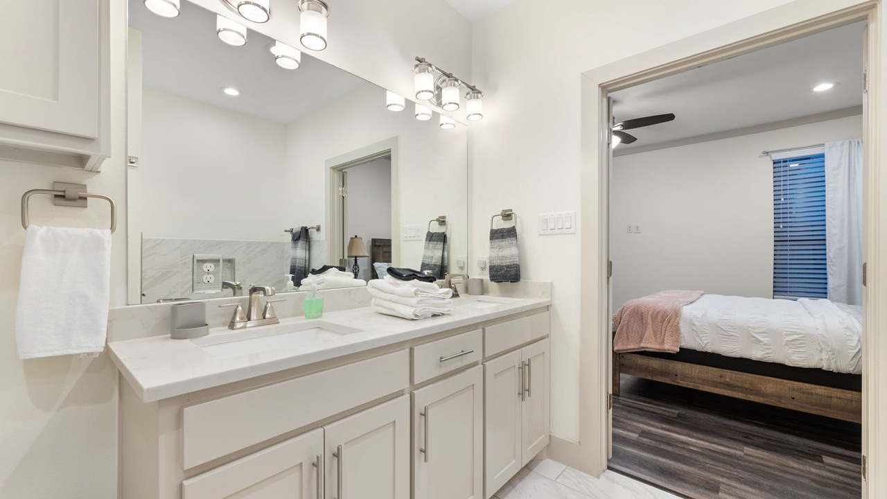 Photo of Bathroom in West Dallas