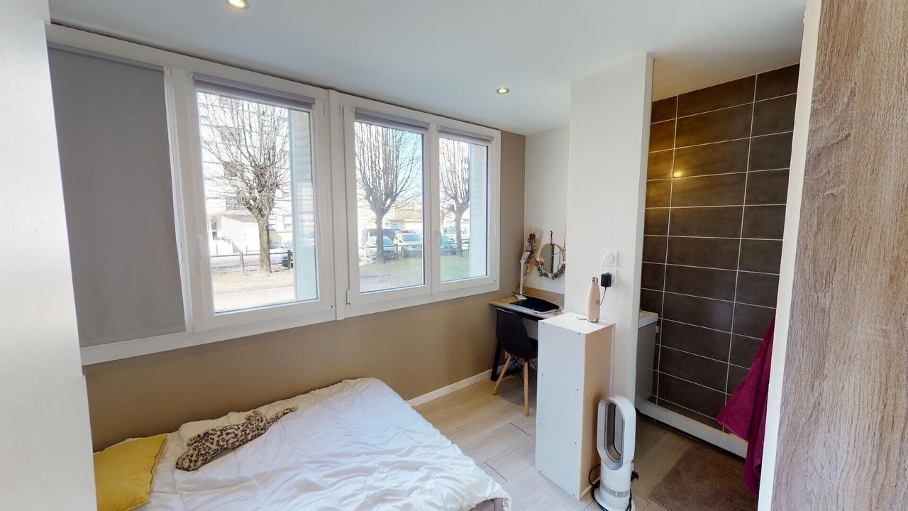 Photo of Bedroom in Le Mans