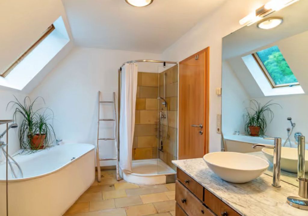 Photo of Bathroom in Klingenmuenster