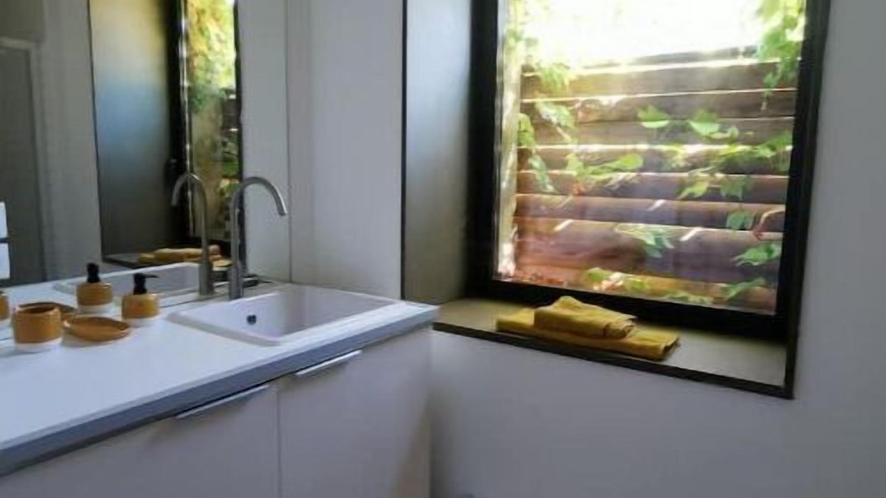 Photo of Bathroom in Haux