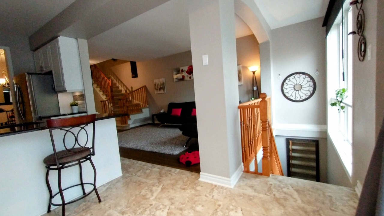 Photo of Livingroom in Doon South