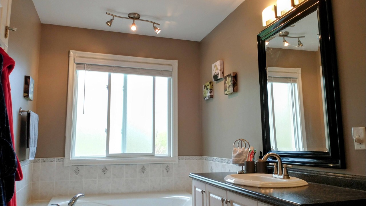 Photo of Bathroom in Doon South