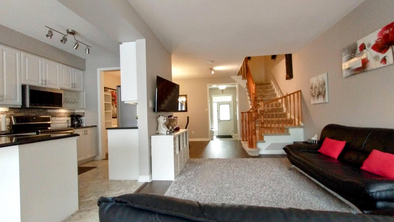 Photo of Livingroom in Doon South