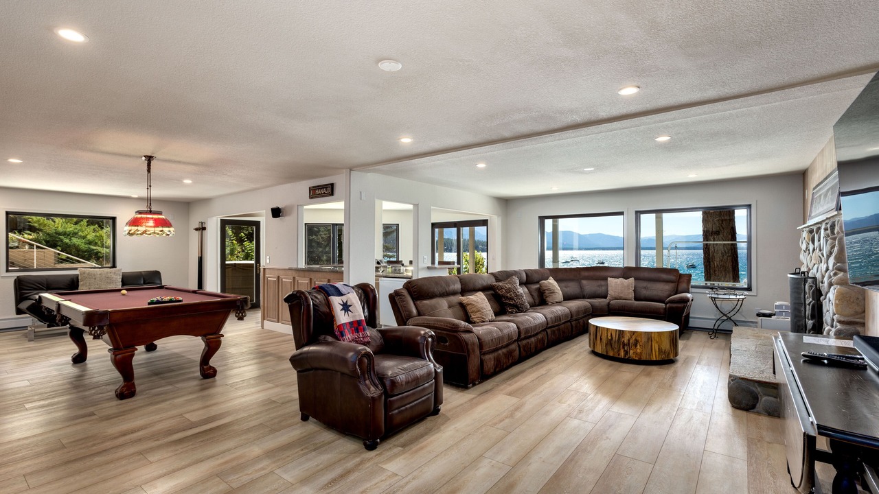 Photo of Livingroom in Zephyr Cove