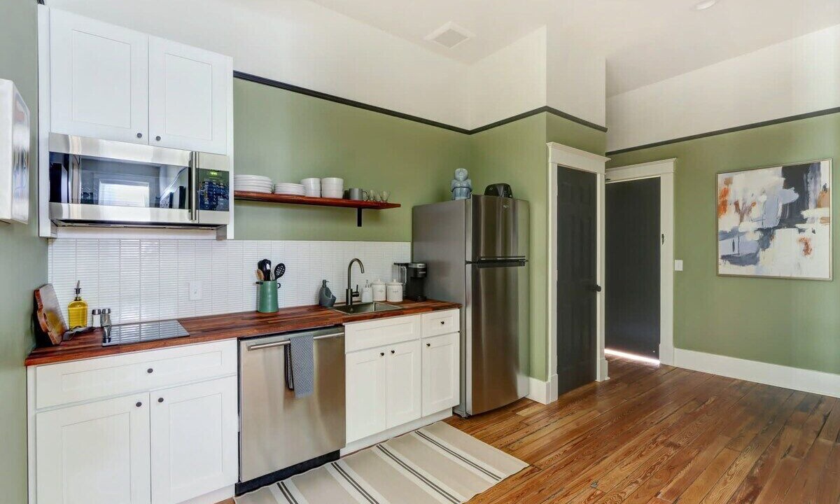 Photo of Kitchen in Old West Broad Neighborhood