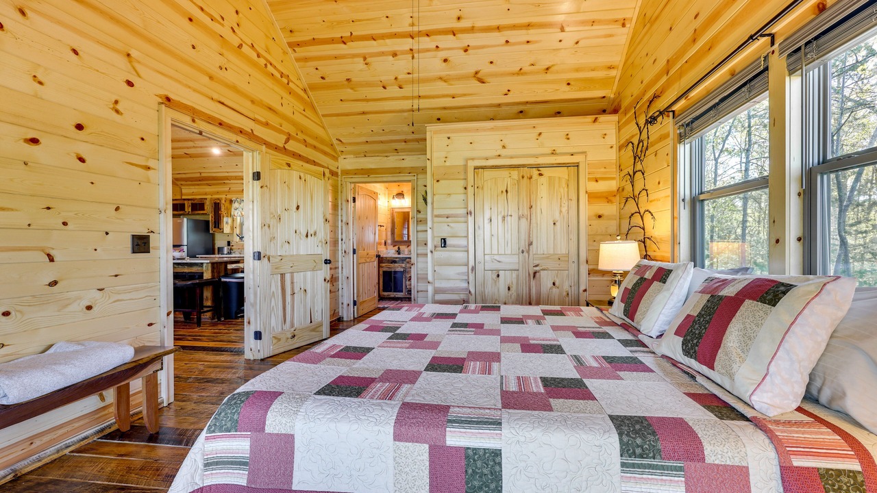 Photo of Bedroom in Murphy