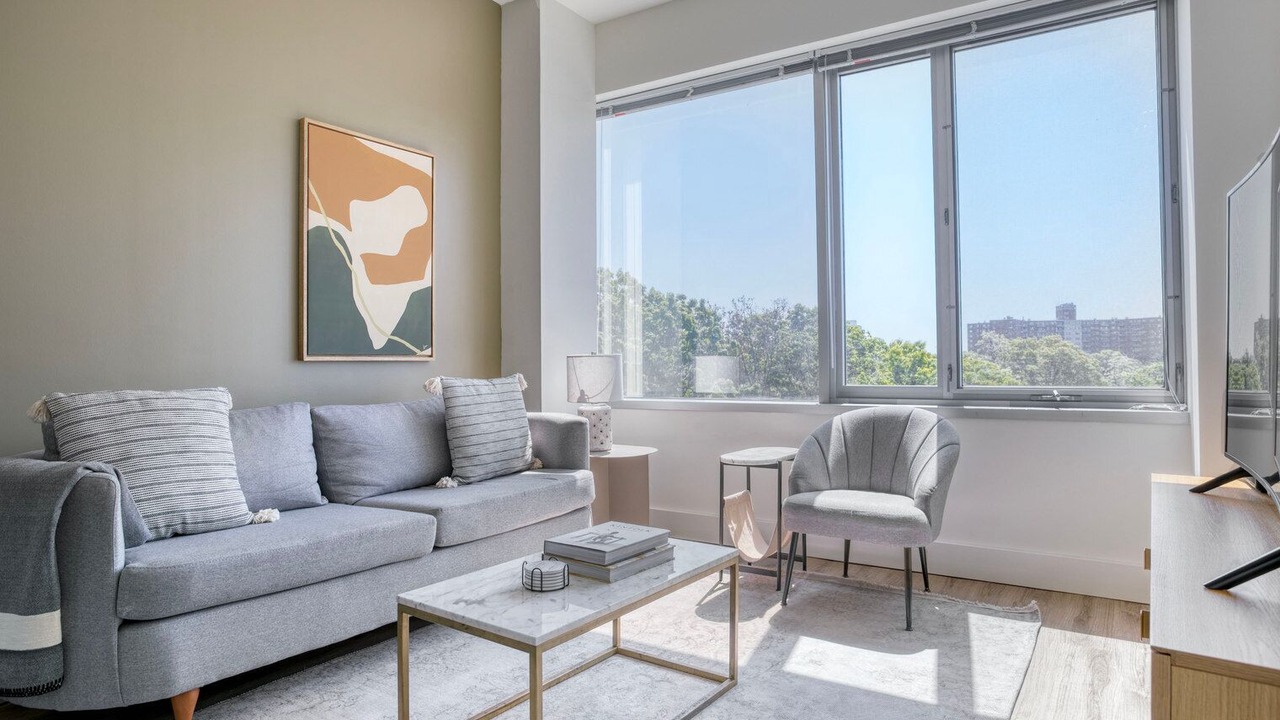 Photo of Livingroom in Alexandria West