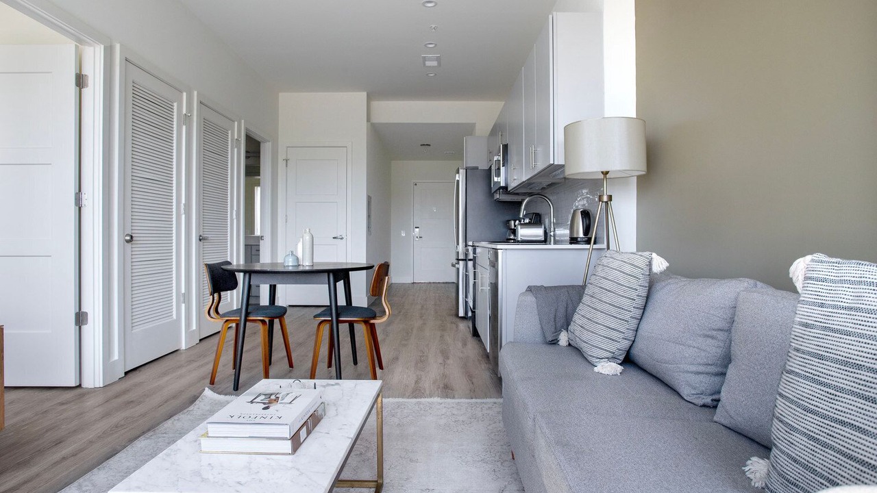 Photo of Livingroom in Alexandria West