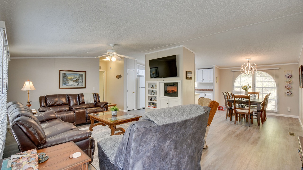 Photo of Livingroom in Hayesville