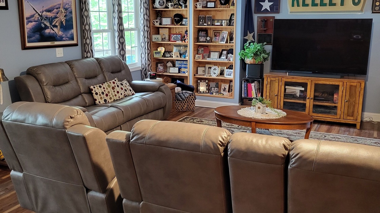 Photo of Livingroom in Pittsville