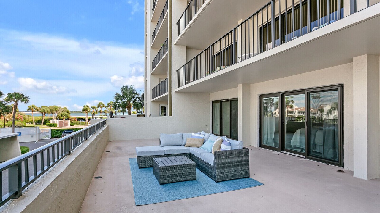 Photo of Patio Balcony in Sand Key