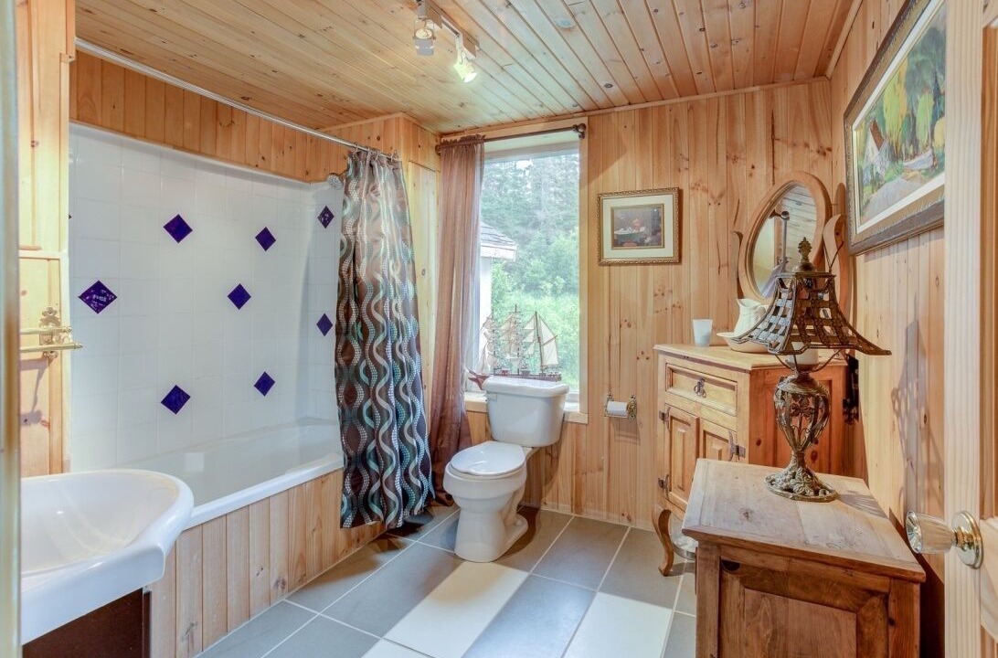 Photo of Bathroom in La Malbaie