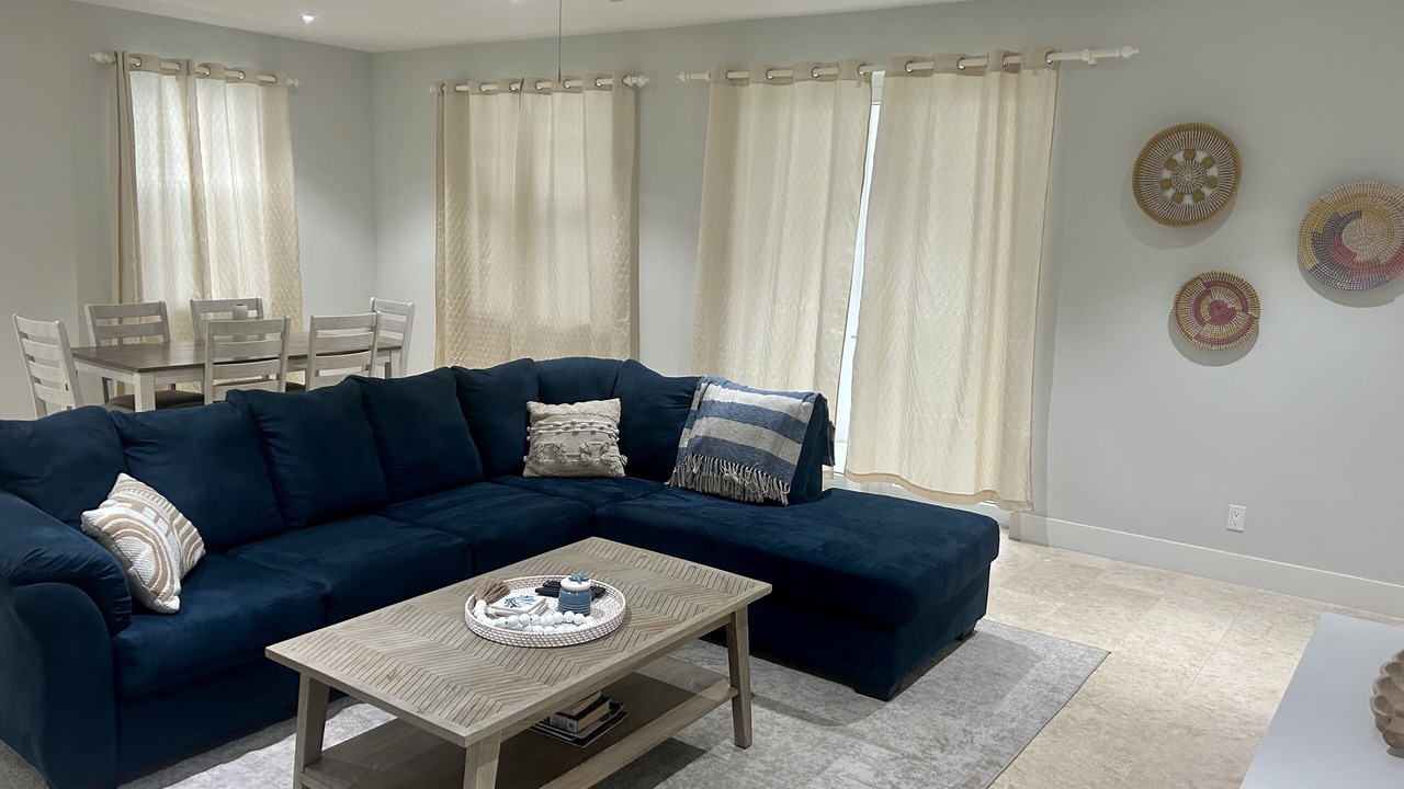 Photo of Livingroom in Palm Cay