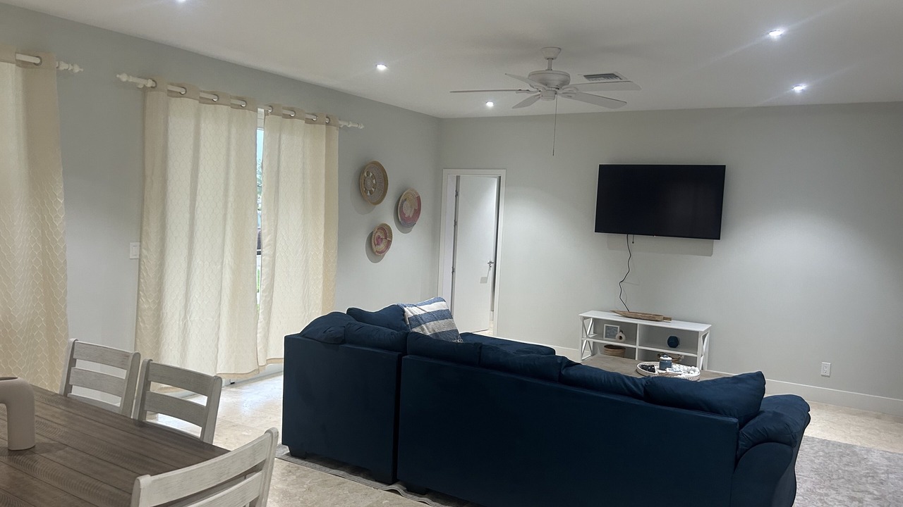 Photo of Livingroom in Palm Cay