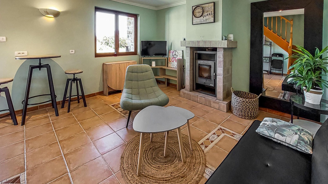 Photo of Bedroom in Lanneanou
