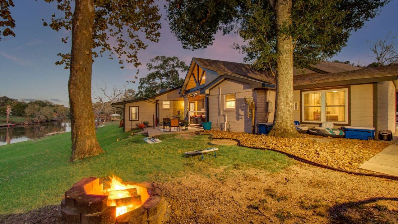 Photo of Outdoor in Wild Peach Village