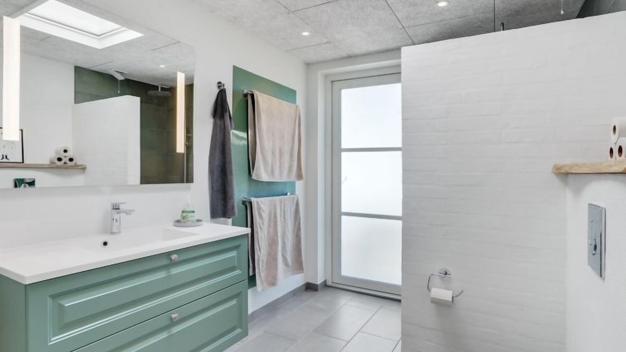 Photo of Bathroom in Ronbjerg