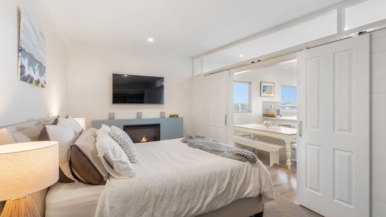 Photo of Bedroom in Primrose Sands