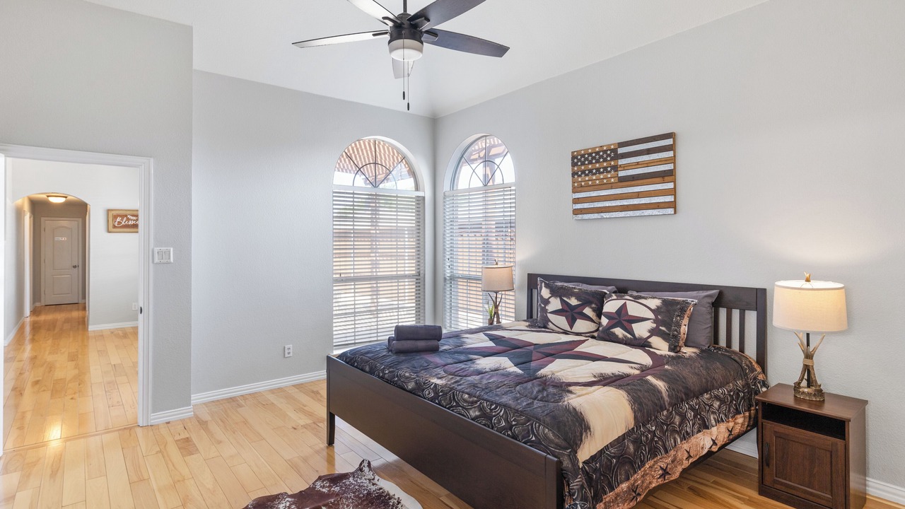 Photo of Bedroom in Allen