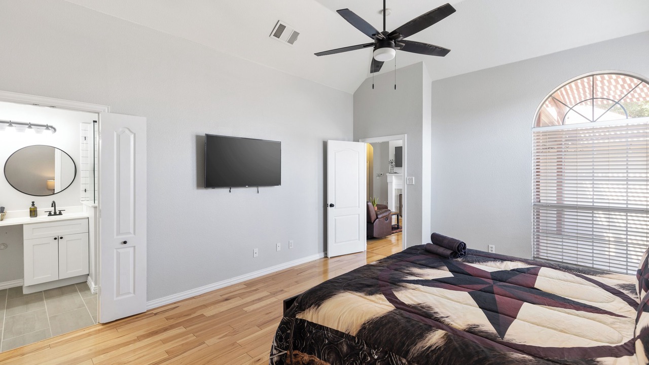 Photo of Bedroom in Allen