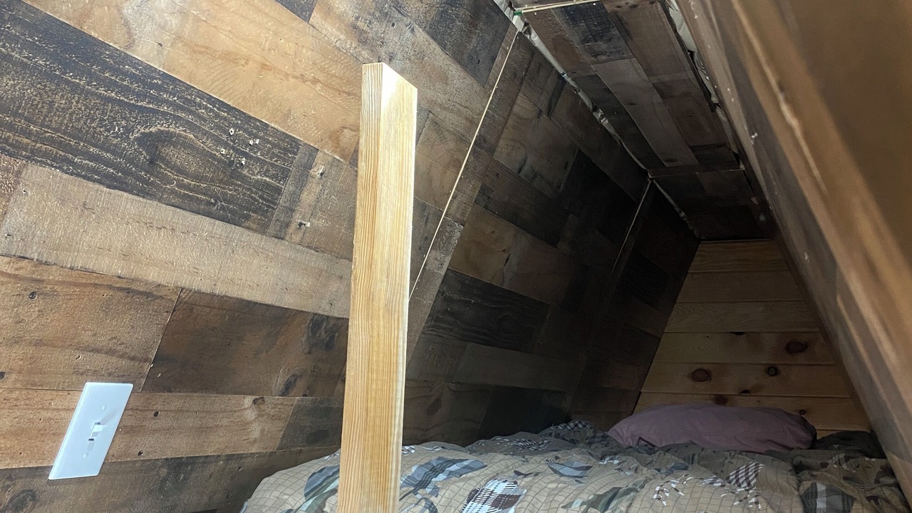 Photo of Bedroom in Broadway