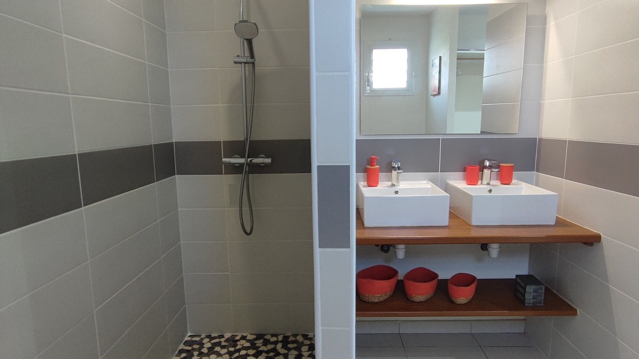 Photo of Bathroom in Sainte-Rose