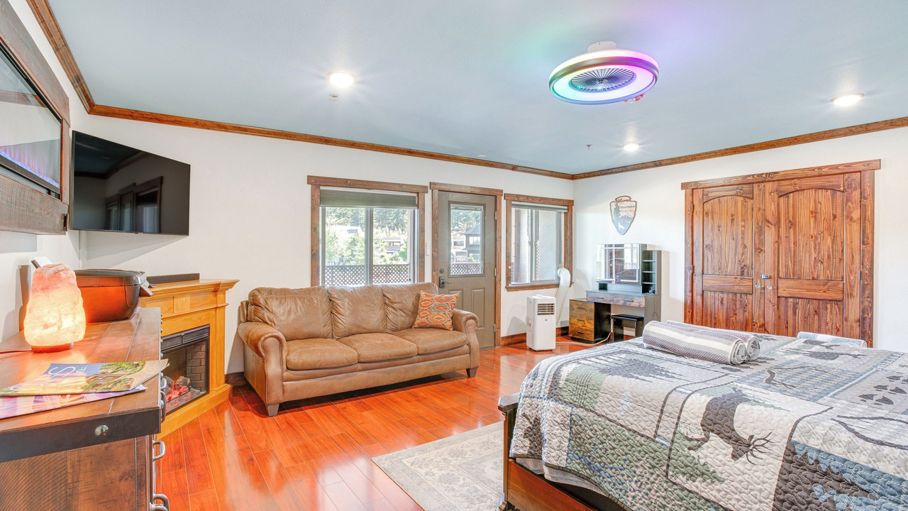 Photo of Bedroom in Stateline