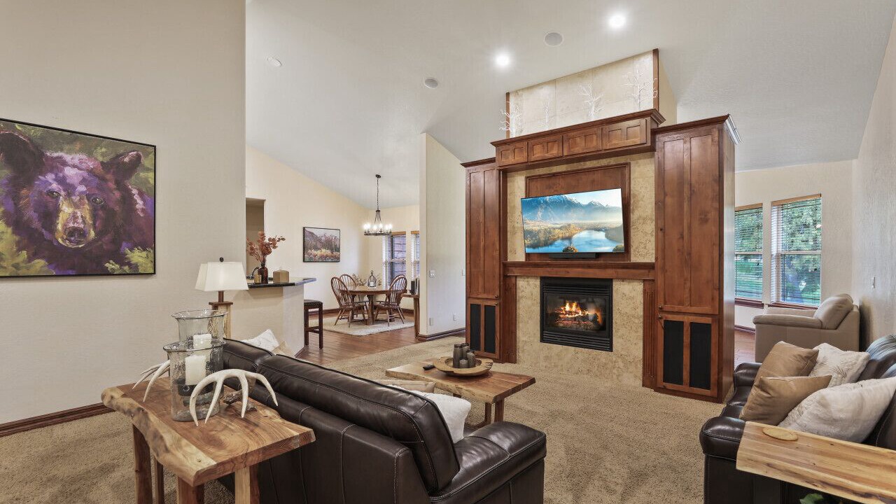 Photo of Livingroom in Priest River