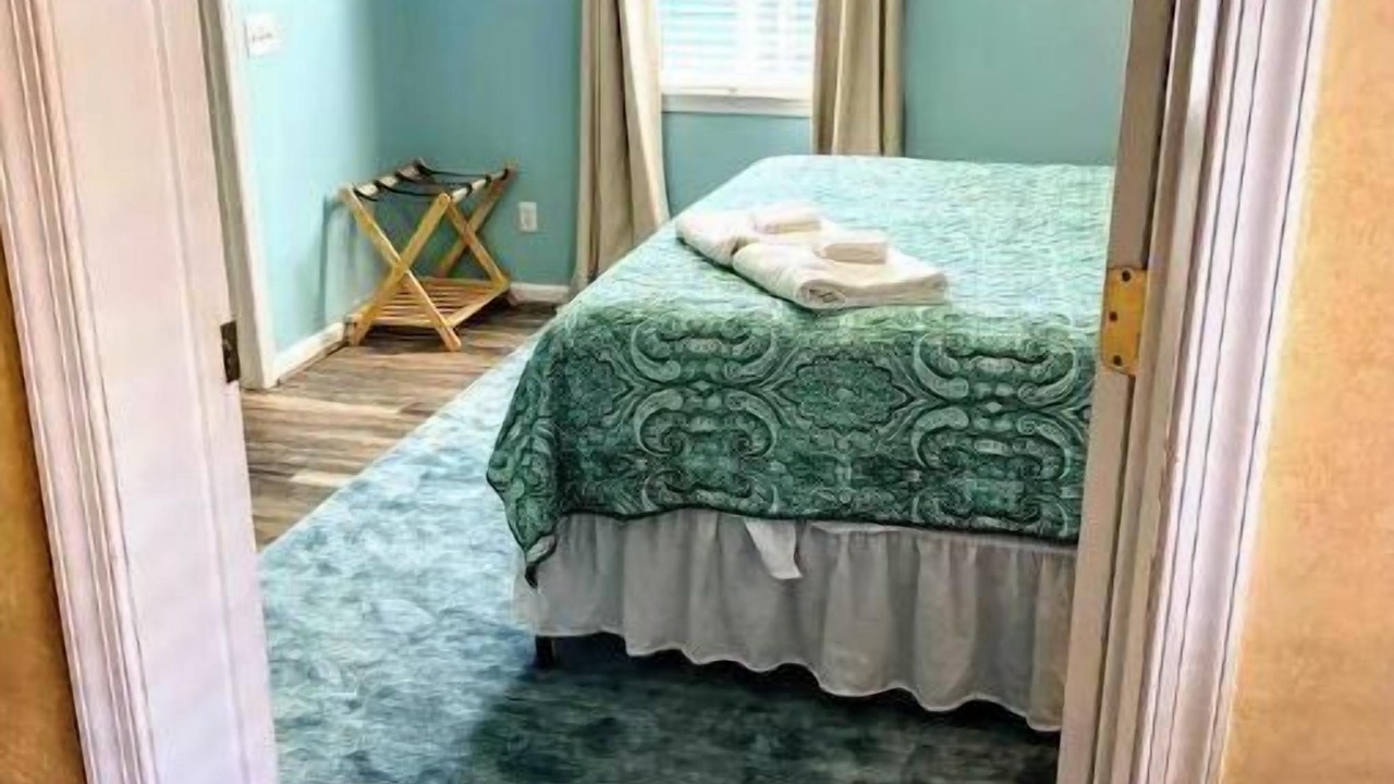 Photo of Bedroom in Thunderbolt