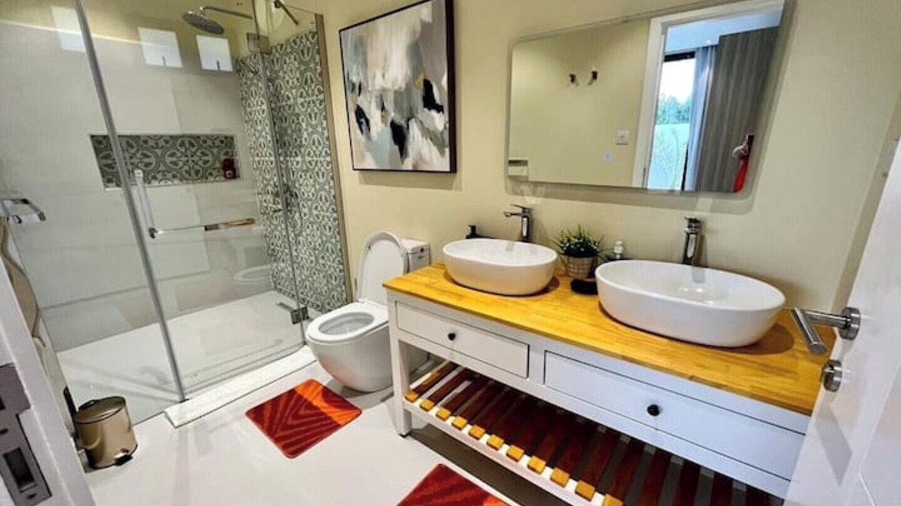Photo of Bathroom in Calebasses
