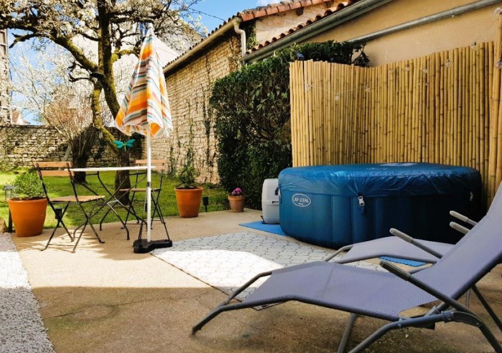 Photo of Outdoor in Val-de-Bonnieure