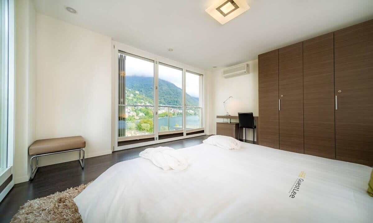 Photo of Bedroom in Montreux City Centre