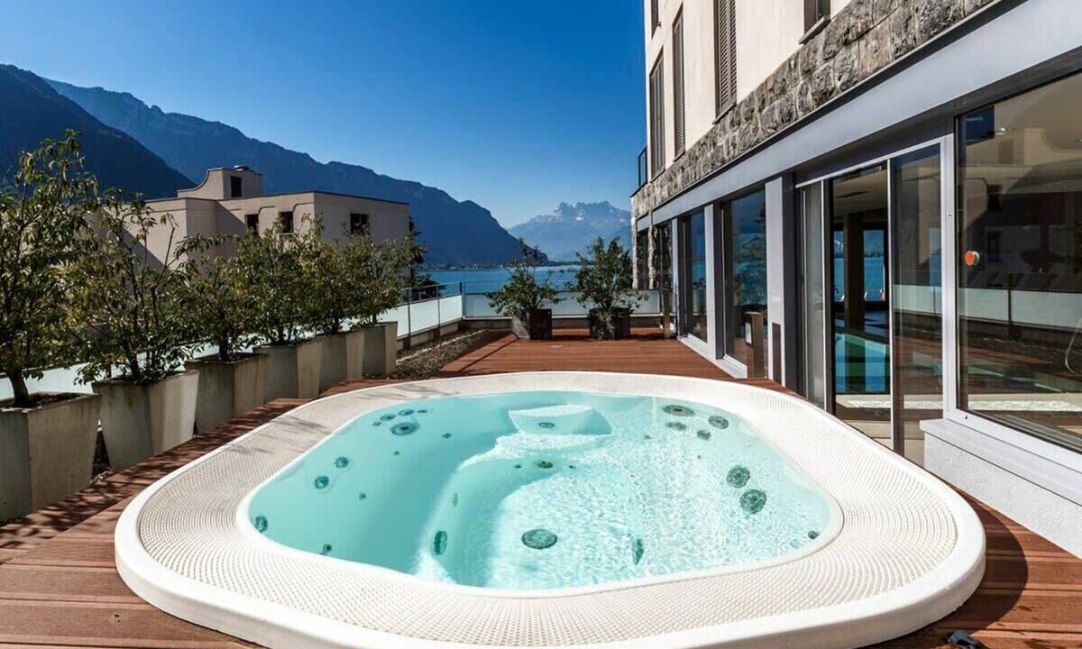 Photo of Outdoor in Montreux City Centre