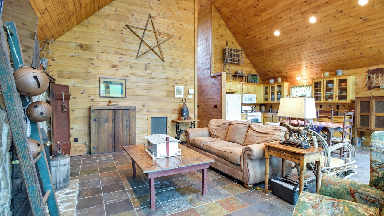 Photo of Livingroom in Republican Grove