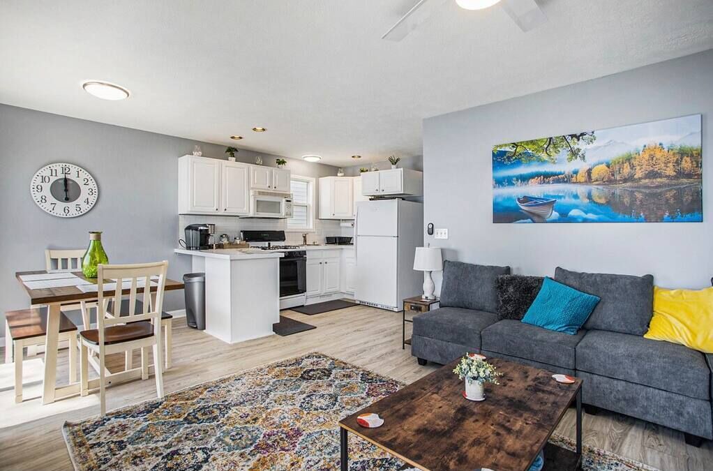 Photo of Livingroom in Shelbyville