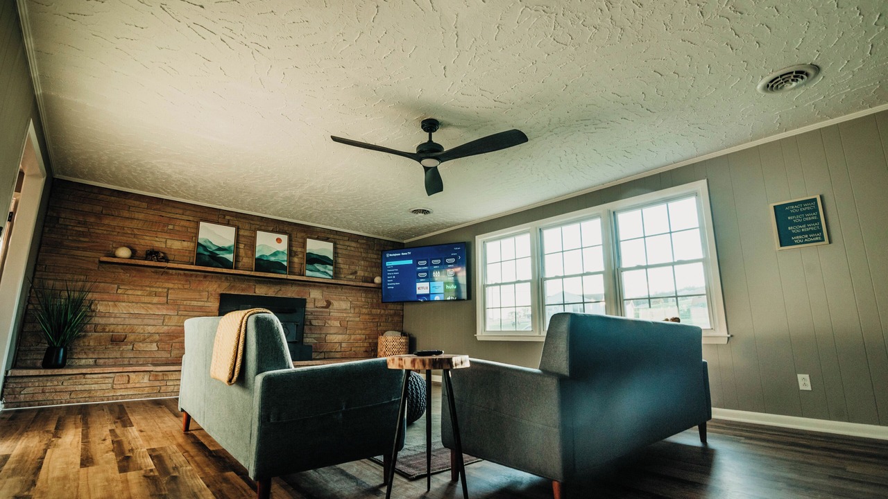 Photo of Livingroom in Blacksburg