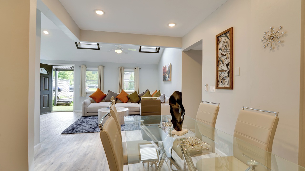 Photo of Bedroom in Harveys Lake
