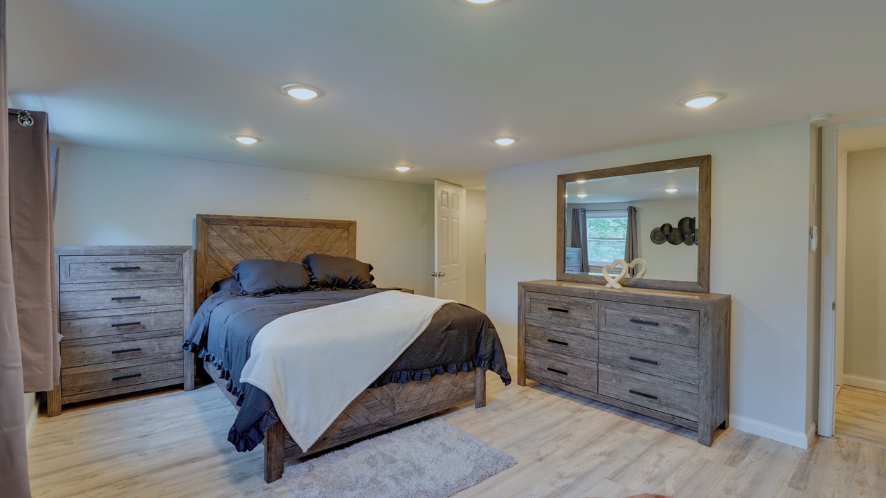 Photo of Bedroom in Harveys Lake
