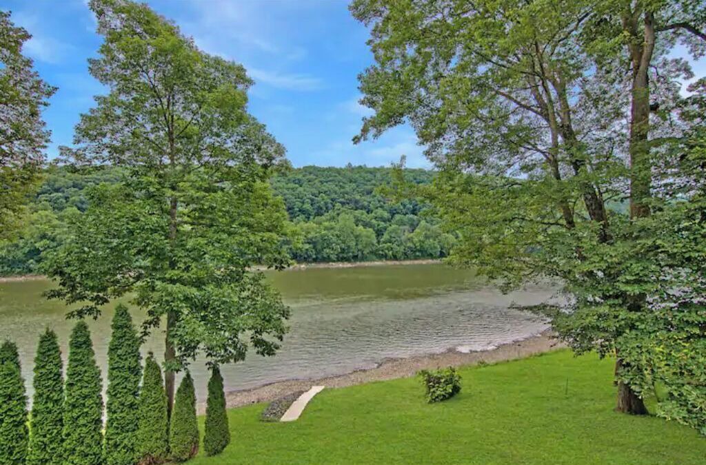 Photo of Outdoor in Falls