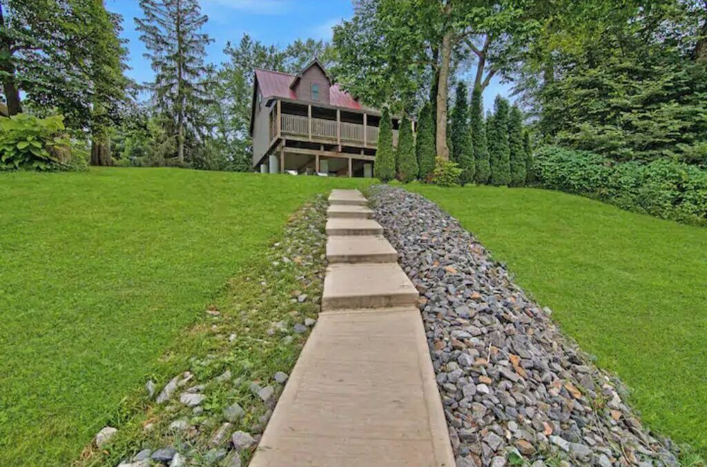 Photo of Outdoor in Falls