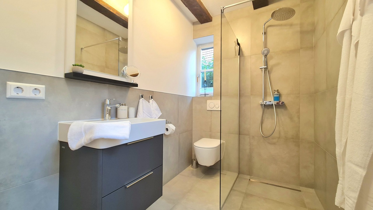 Photo of Bathroom in Kandel