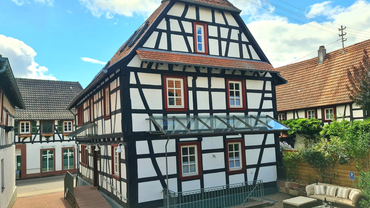 Photo of Outdoor in Kandel