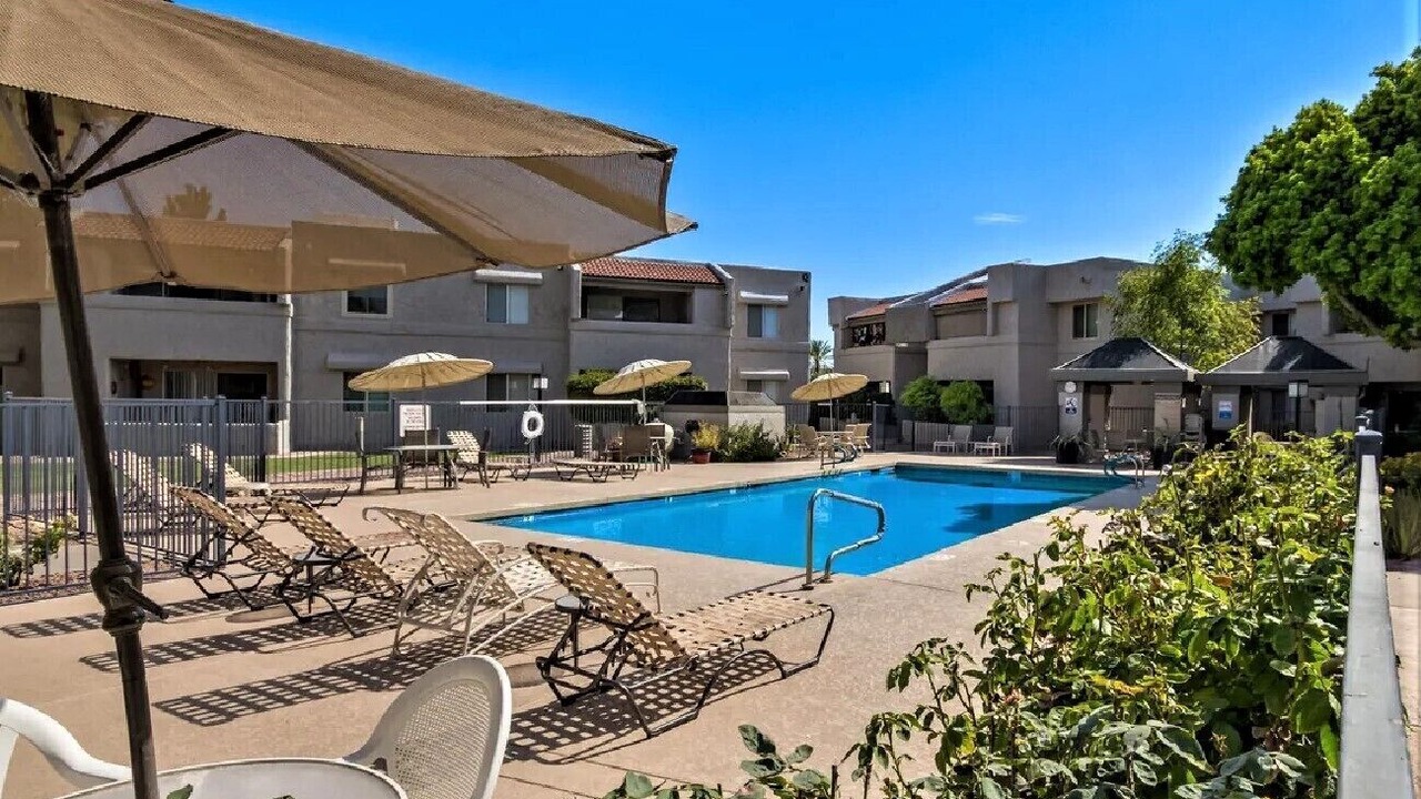 Photo of Outdoor in Paradise Valley Village
