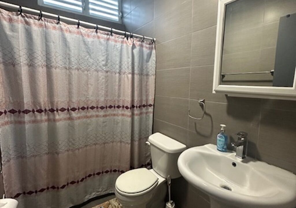 Photo of Bathroom in Yabucoa