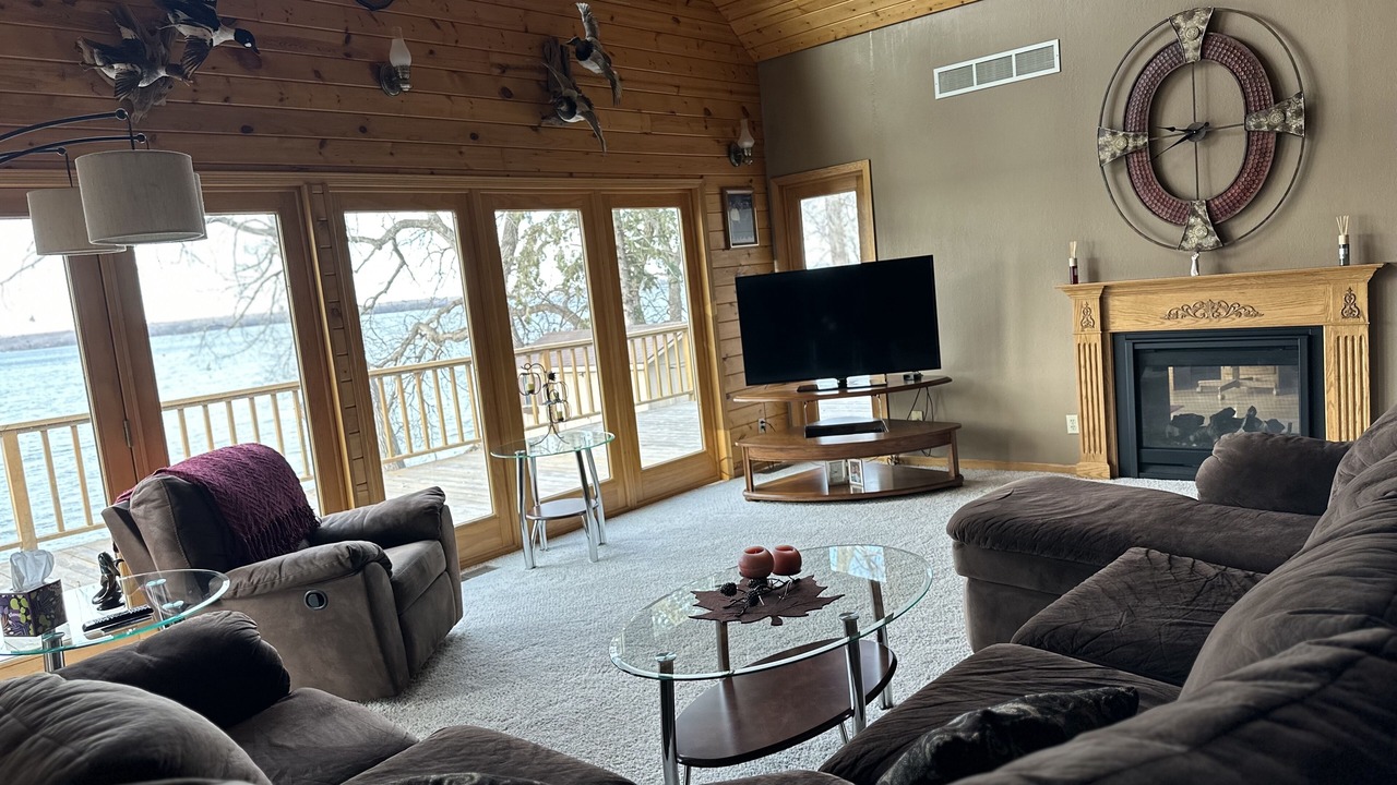 Photo of Livingroom in Ortonville