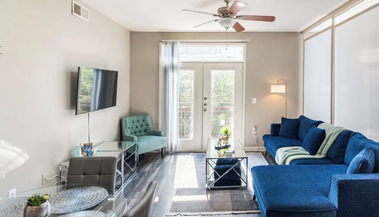 Photo of Livingroom in Legacy Park