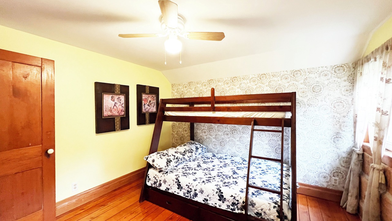Photo of Bedroom in Barrie