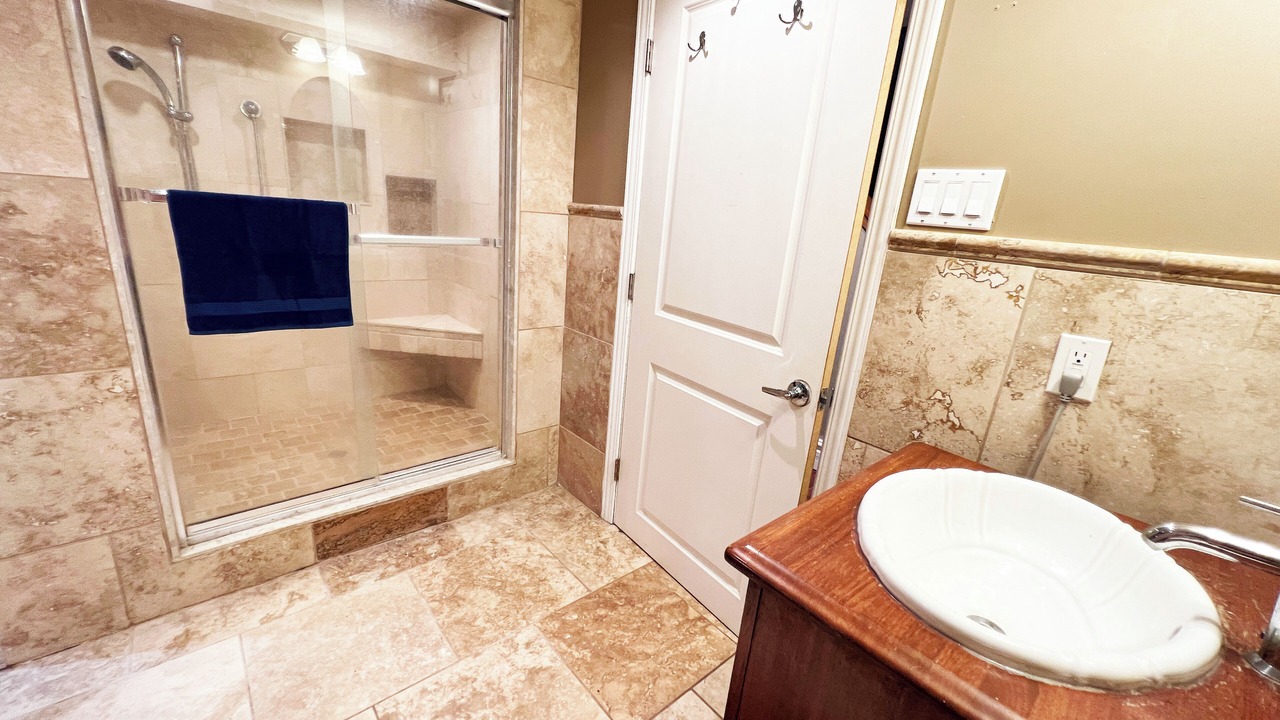 Photo of Bathroom in Barrie