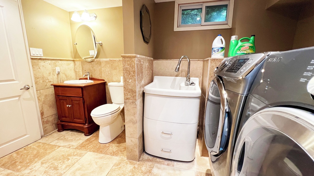 Photo of Bathroom in Barrie